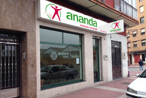 Ananda Valladolid - Trabajo temporal y Selección de personal