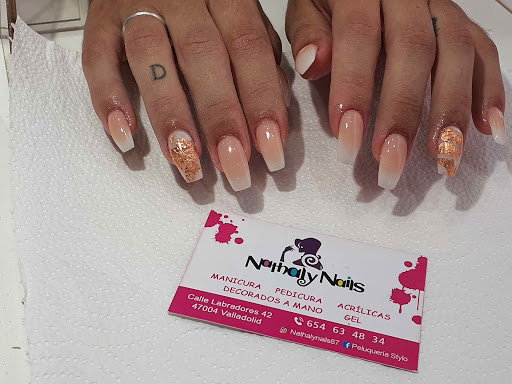 Nathaly nails