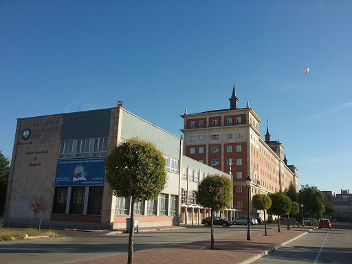 Escuela Universitaria de Magisterio Fray Luis de León