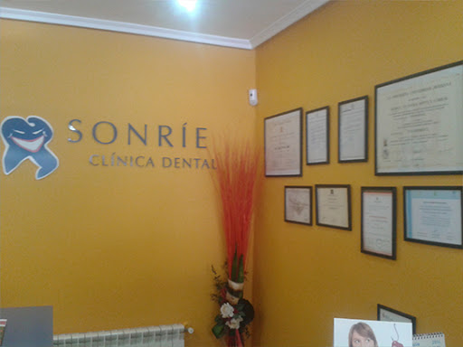 Sonríe clínica dental