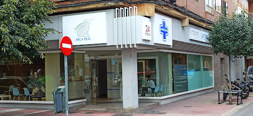 Hospital veterinario 24 h Arca Real